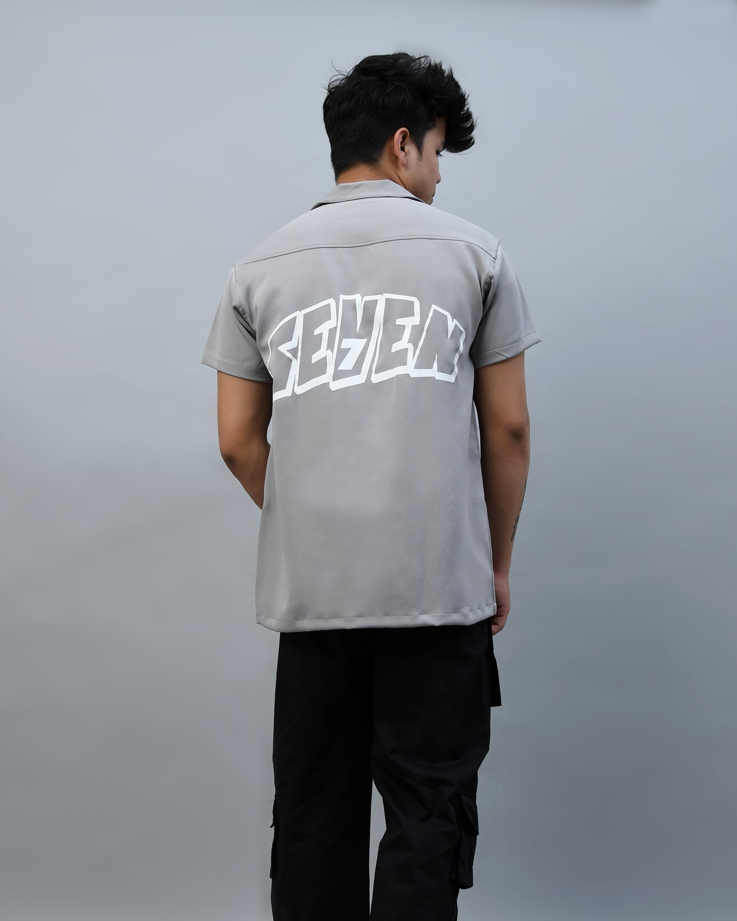 BOWLING SHIRT (MANATEE)